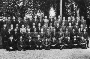 F5305 Jonge mannenvereniging ca 1950